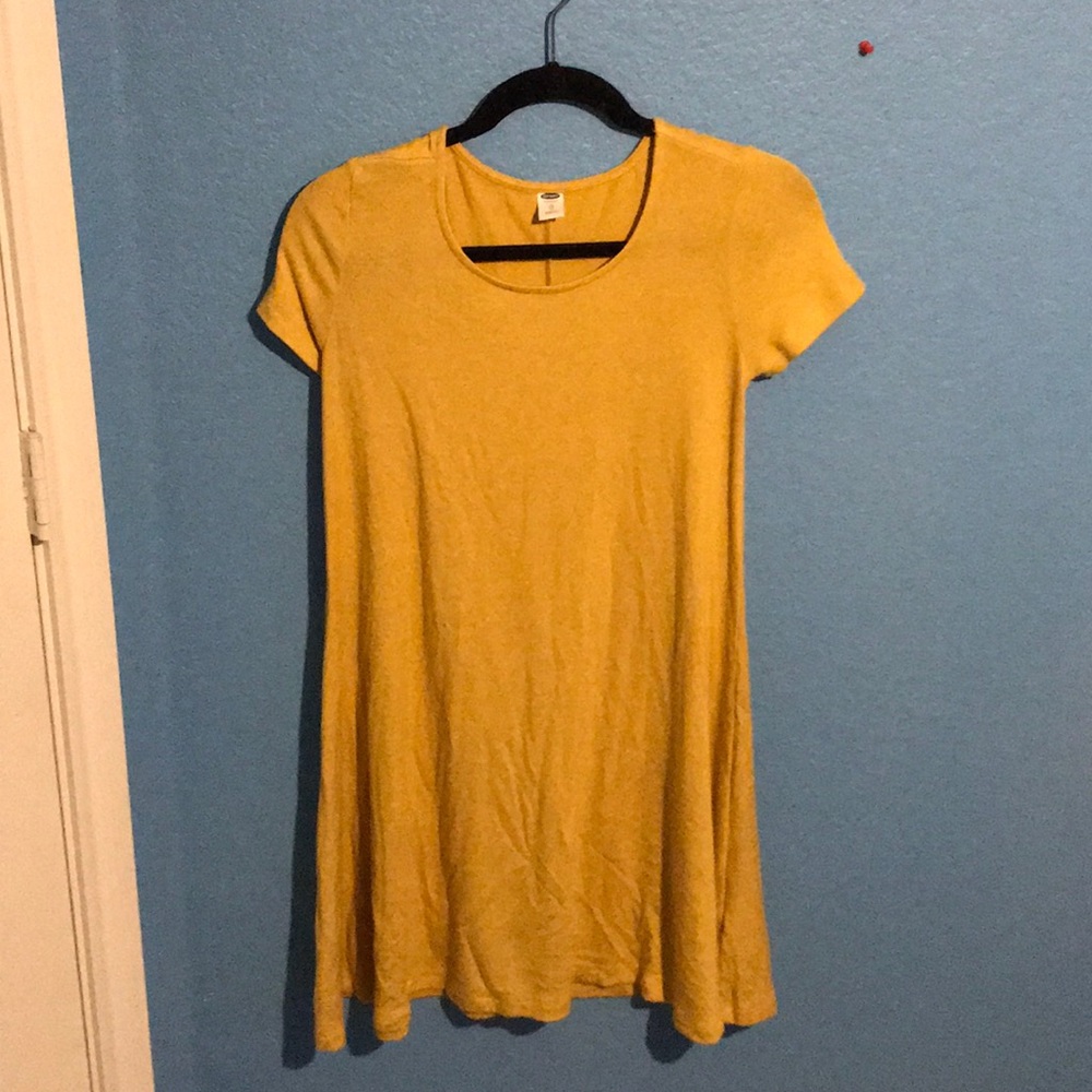 Yellow short sleeve cotton dress
